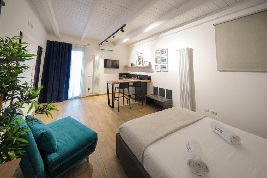 Run House 07 Rooms & Apartments Cassano delle Murge Dış mekan fotoğraf