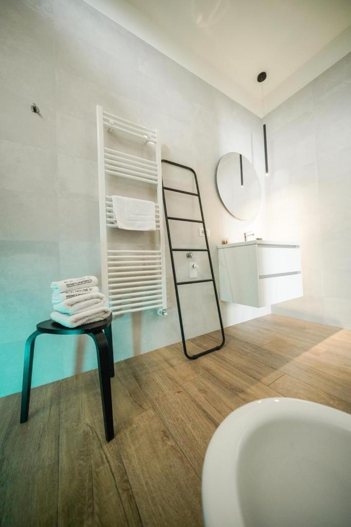 Run House 07 Rooms & Apartments Cassano delle Murge Dış mekan fotoğraf